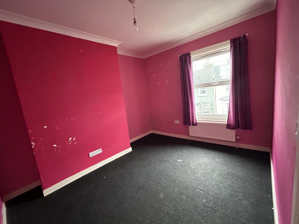 83 , Manor Road, Hastings, East Sussex TN34 3LP