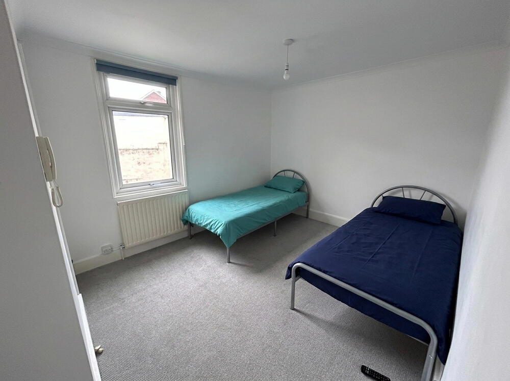 13 High Street, St. Lawrence, Ramsgate, Kent CT11 0QH