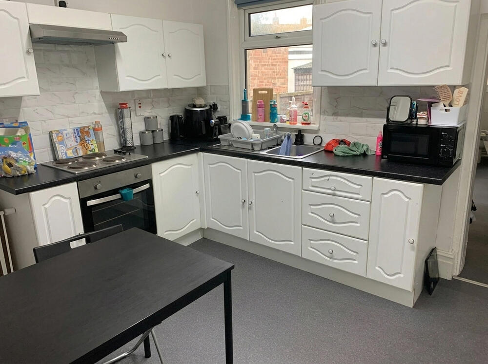 13 High Street, St. Lawrence, Ramsgate, Kent CT11 0QH