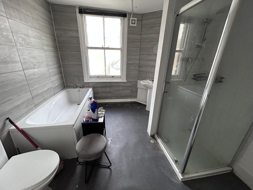 17 & 17a, Garfield Road, Margate, Kent CT9 5AR