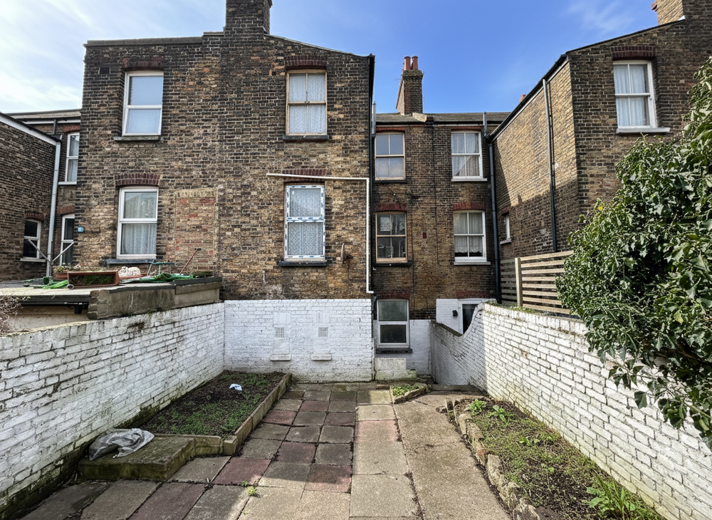 17 & 17a, Garfield Road, Margate, Kent CT9 5AR