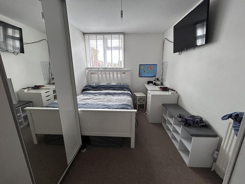 35 Caister Drive, Pitsea, Basildon, Essex SS13 3RD