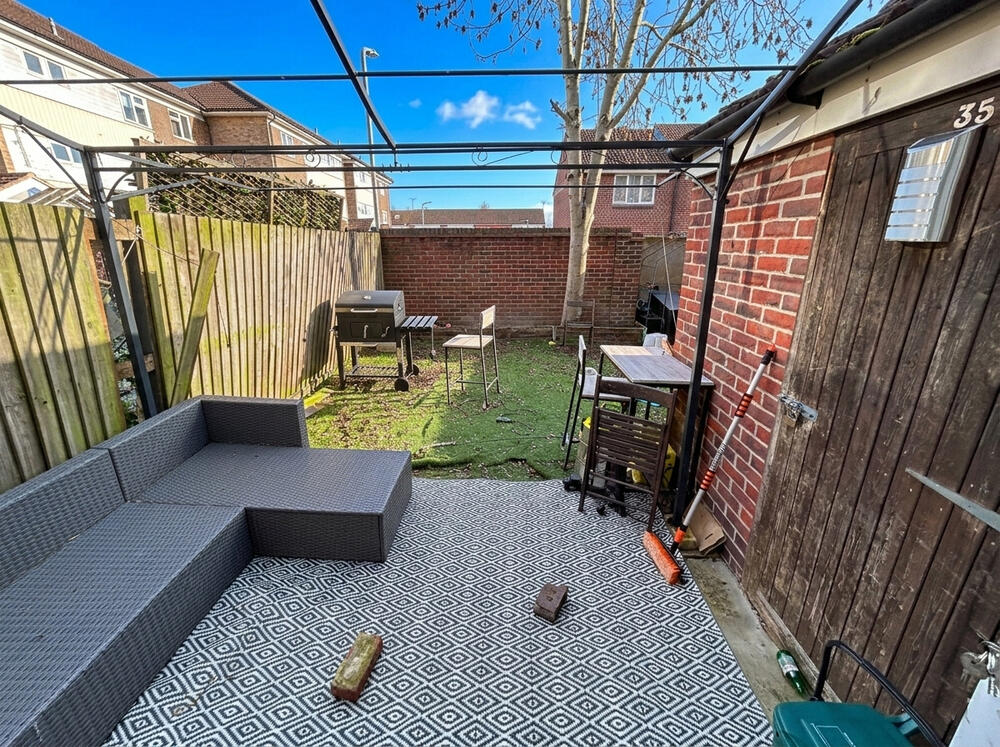 35 Caister Drive, Pitsea, Basildon, Essex SS13 3RD