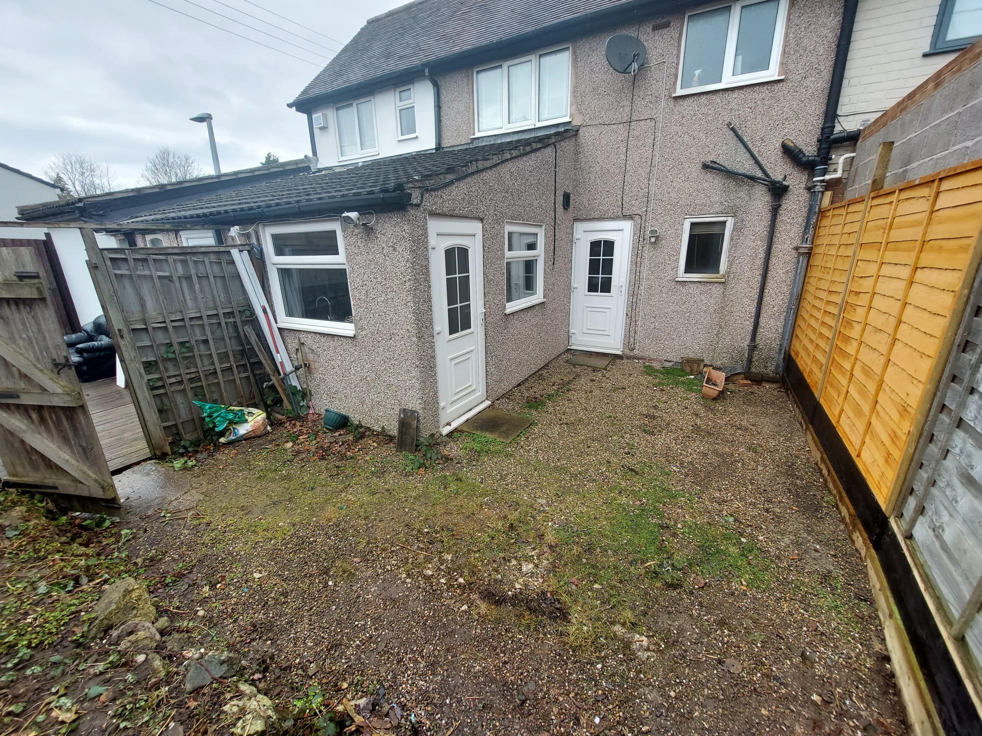 Loveitts Auctions 15B Birmingham Road, Millisons Wood, Meriden