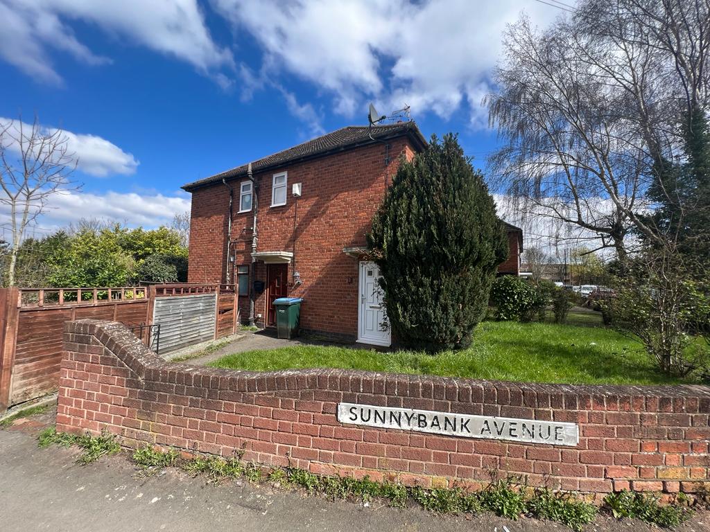 Loveitts Auctions 4 Sunnybank Avenue, Stonehouse Estate, Coventry