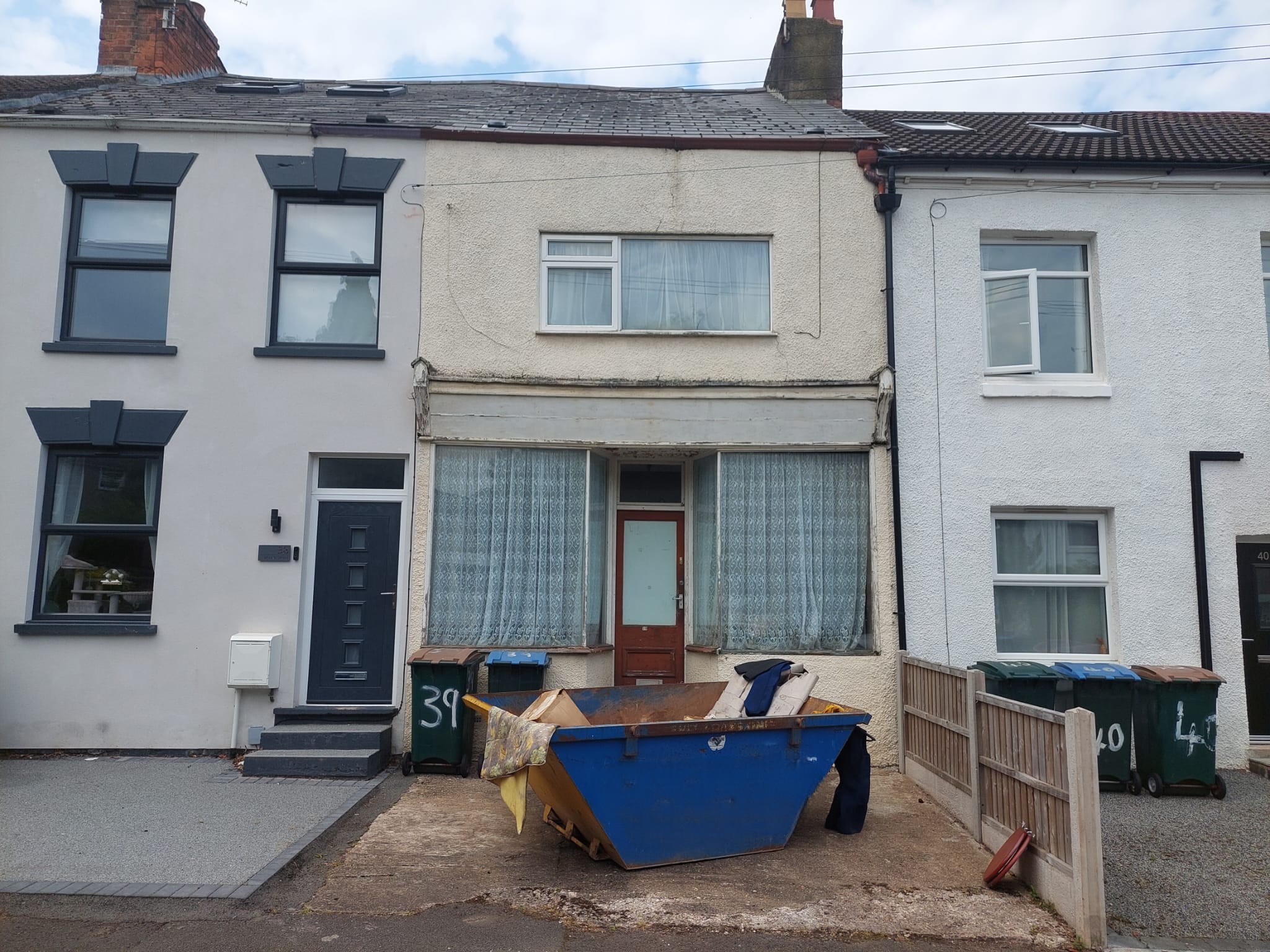 Loveitts Auctions 39 Mount Street, Chapel Fields, Coventry, West