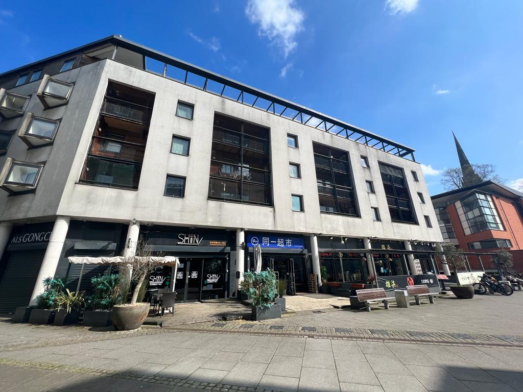 Loveitts Auctions Flat 41, Abbey Court, Priory Place, Coventry
