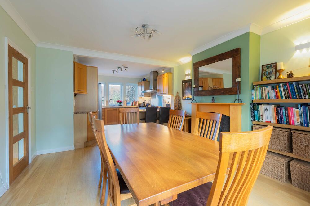 1 Coxborrow Close, Cookham, Maidenhead, Berkshire SL6 9HH