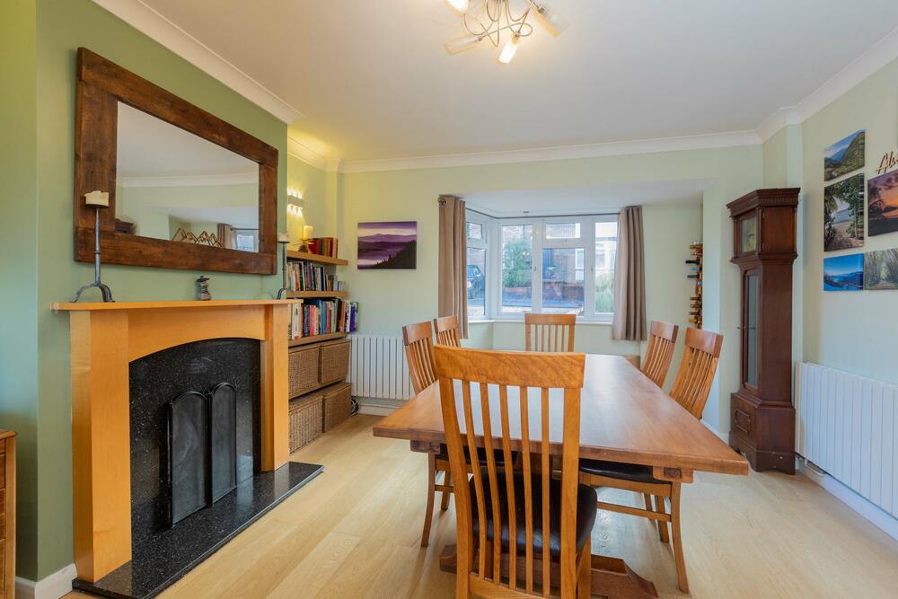 1 Coxborrow Close, Cookham, Maidenhead, Berkshire SL6 9HH