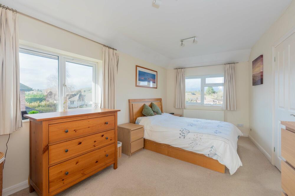 1 Coxborrow Close, Cookham, Maidenhead, Berkshire SL6 9HH