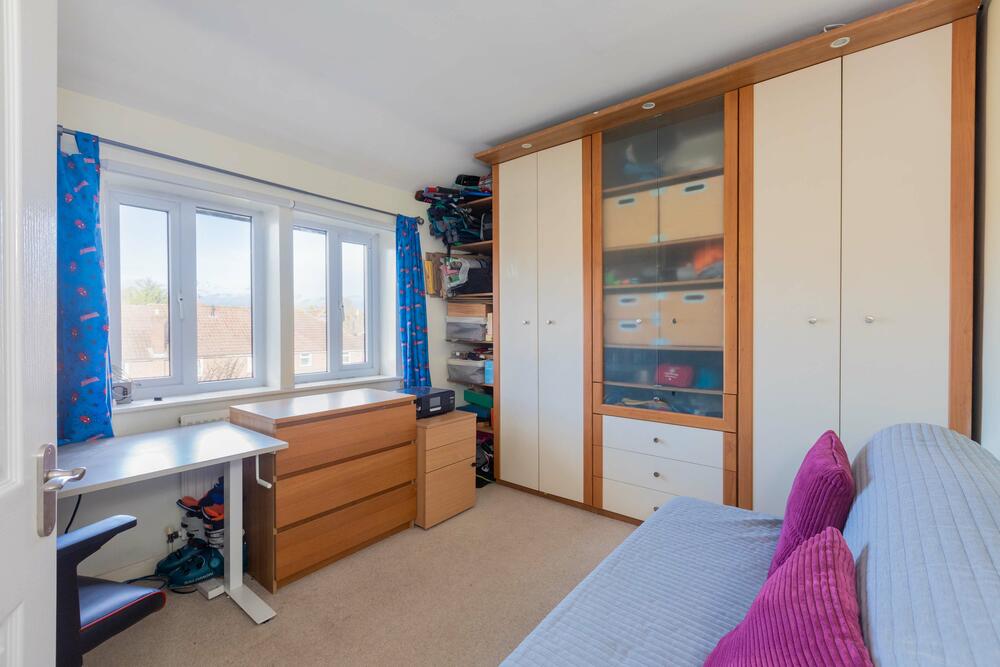 1 Coxborrow Close, Cookham, Maidenhead, Berkshire SL6 9HH