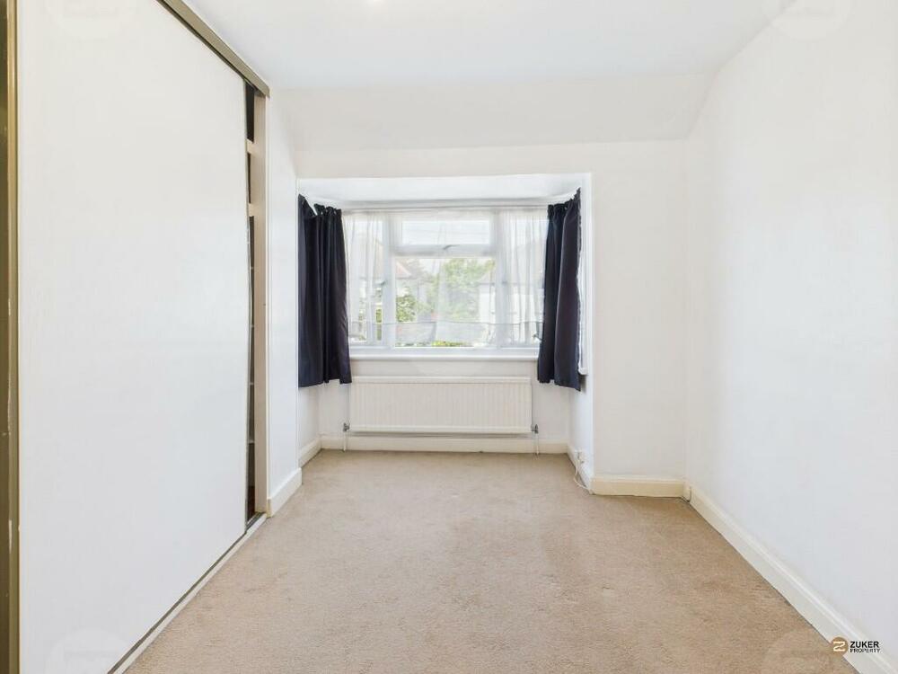 5 , Tonfield Road, Sutton, Surrey SM3 9JP