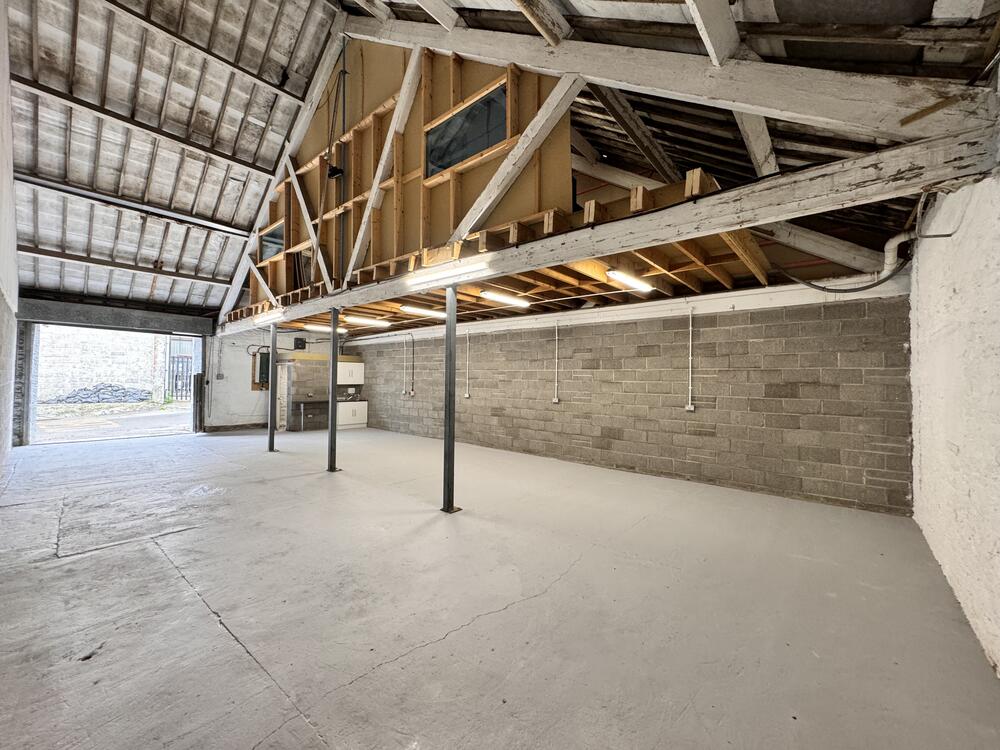 Unit 9B property image 1