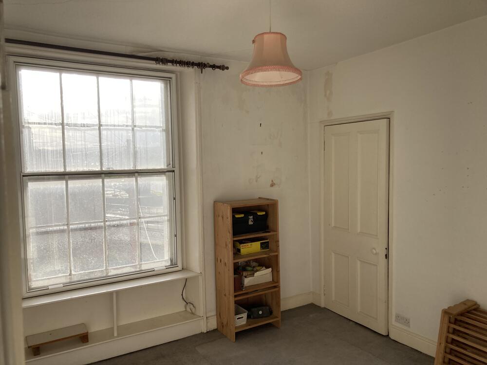 16 Freeland Place property image 10