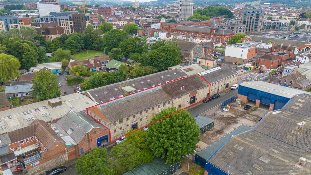 Fiddlers Nightclub property image 6