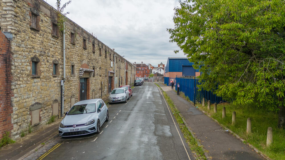 Fiddlers Nightclub property image 1