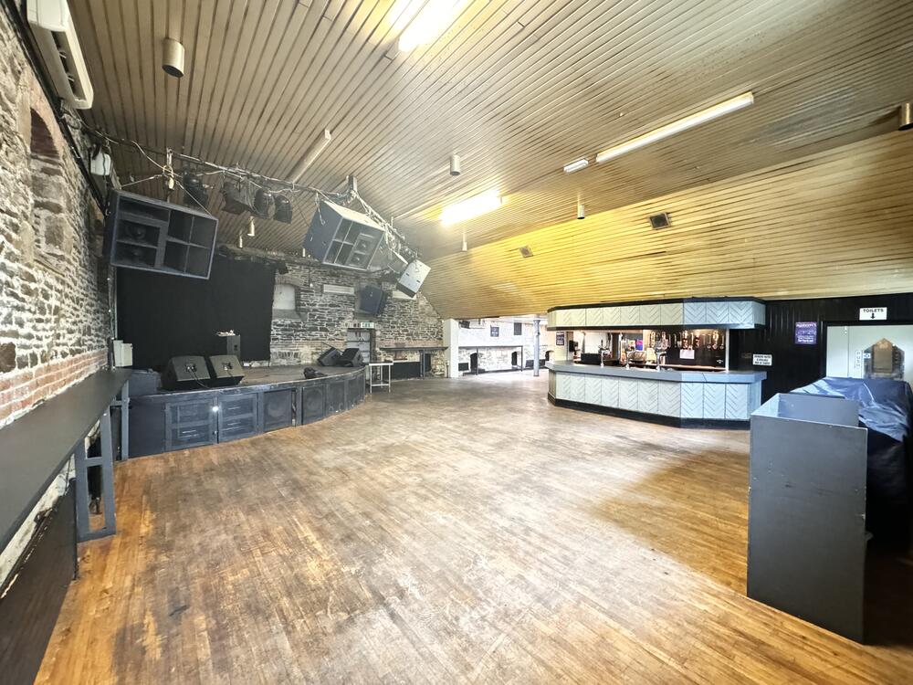 Fiddlers Nightclub property image 13