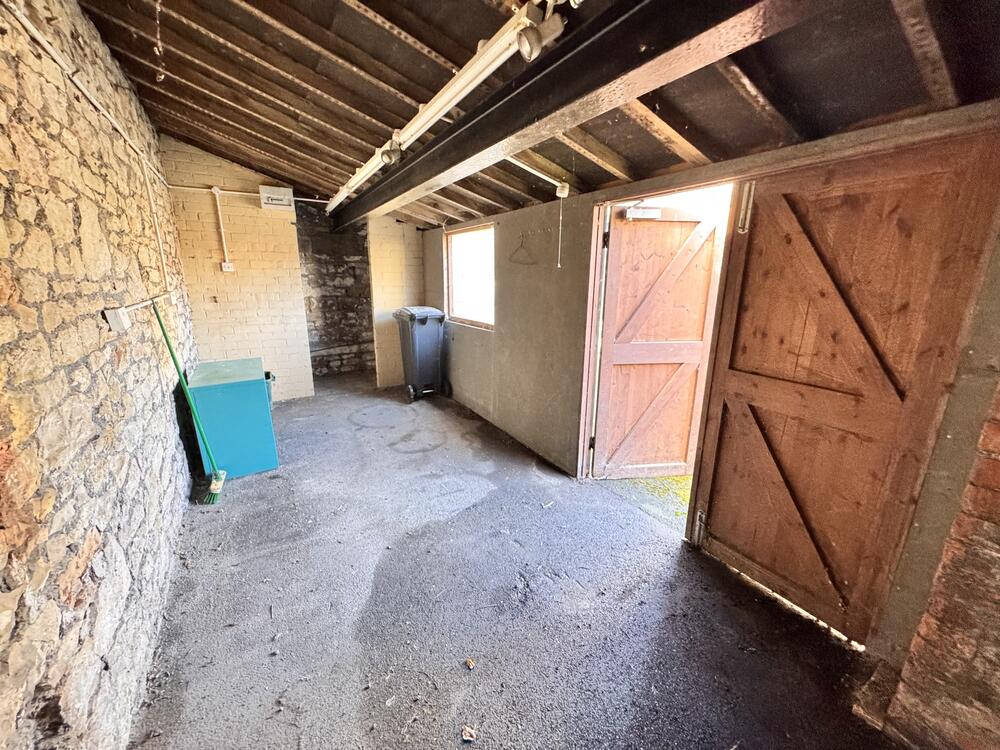 Court Lodge property image 17