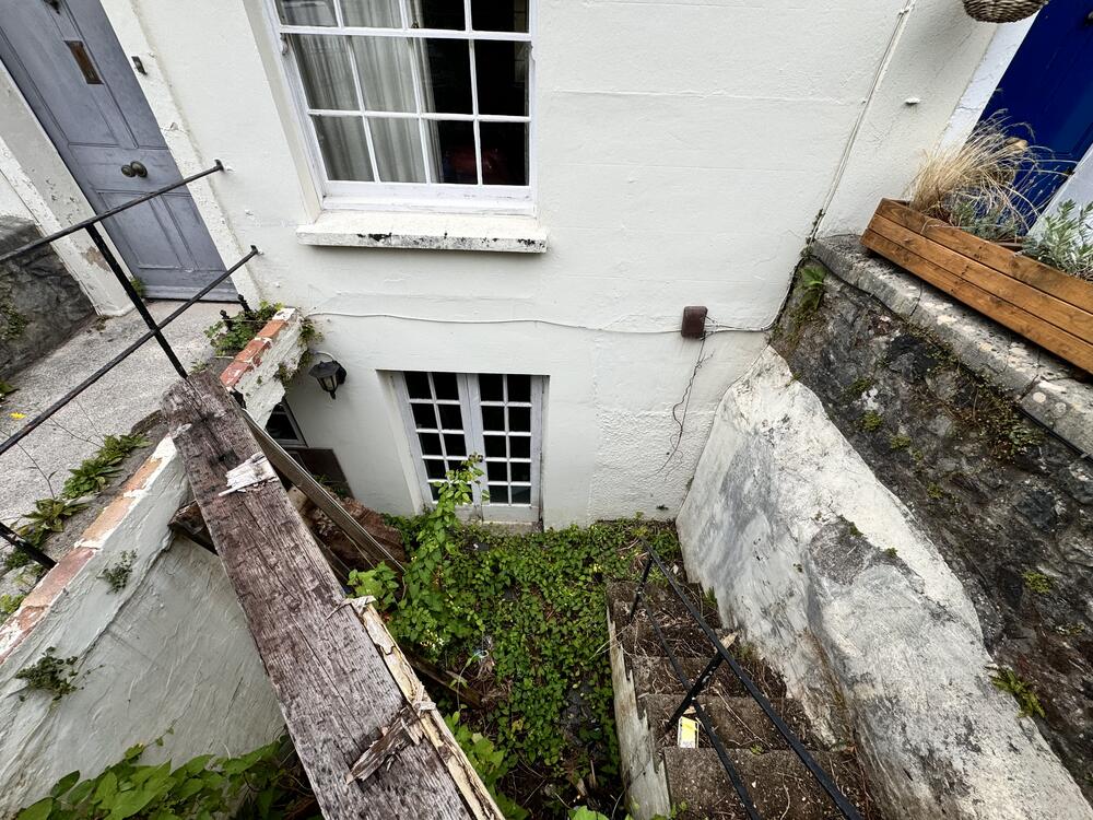 4 Westfield Place property image 13