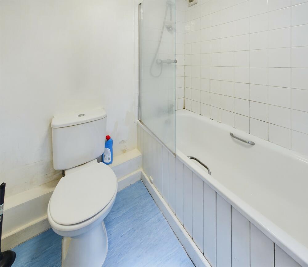 5 Cholwell Cottages property image 4