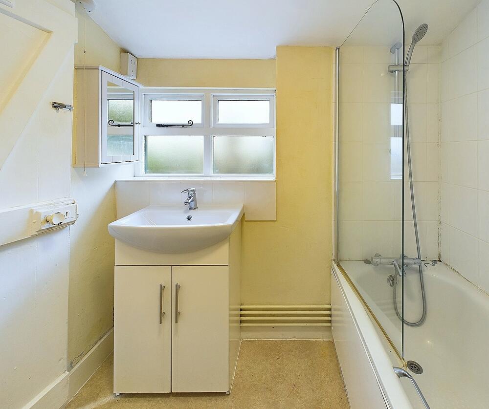 6 Cholwell Cottages property image 5