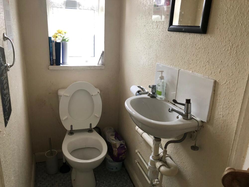 6 property image 11