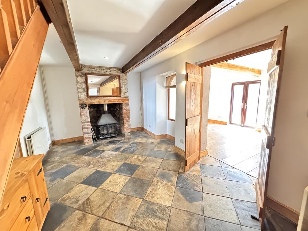 10 Bath Road property image 3