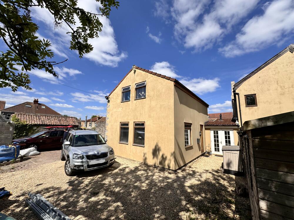 10 Bath Road property image 16