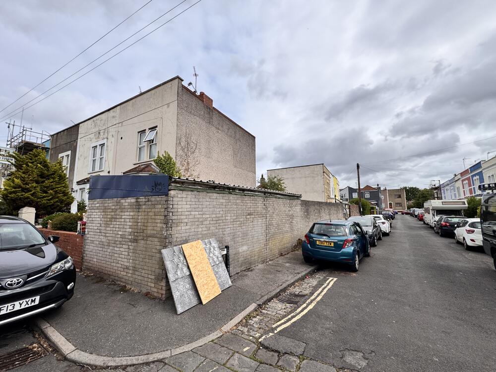 25 Walton Street property image 12