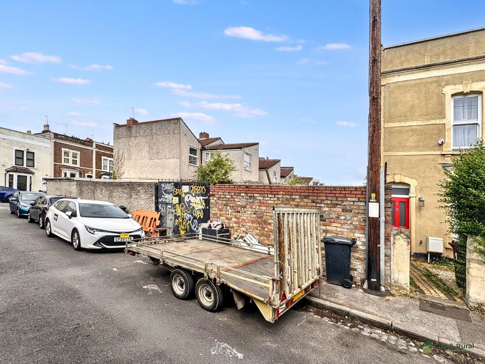 25 Walton Street property image 11