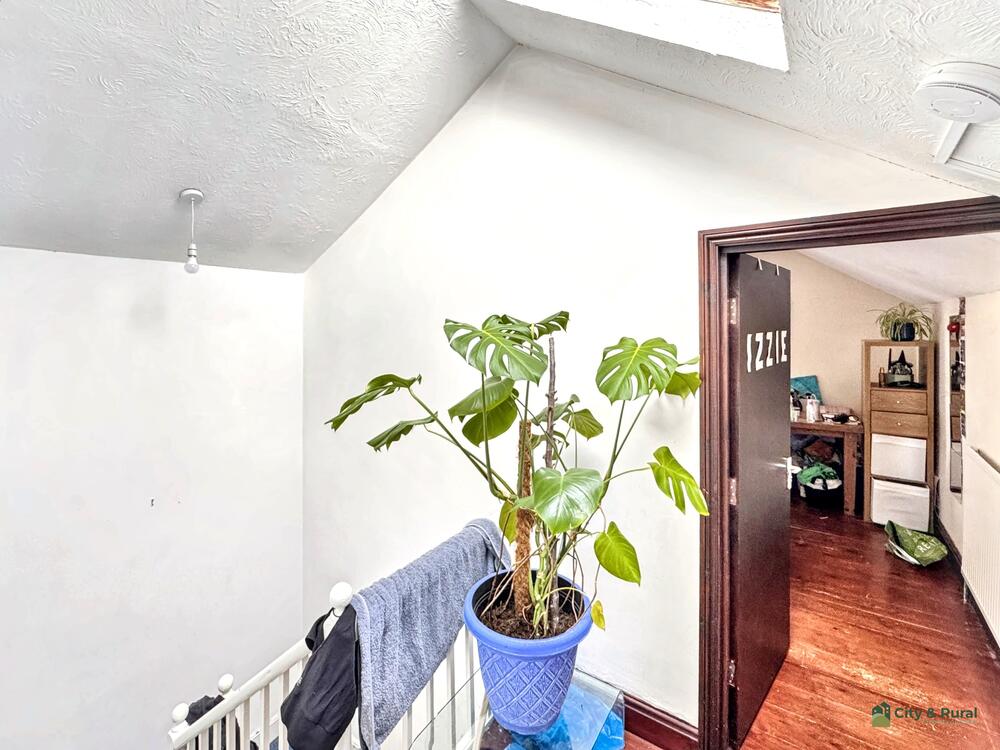 7 Southernhay Crescent property image 12
