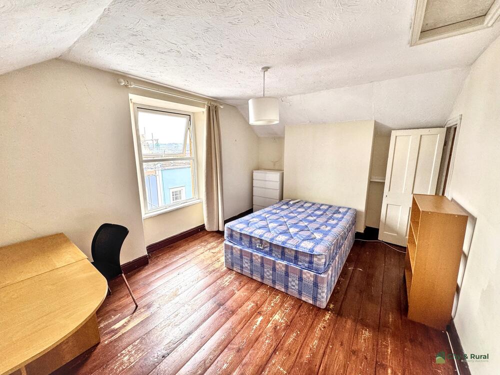 7 Southernhay Crescent property image 10