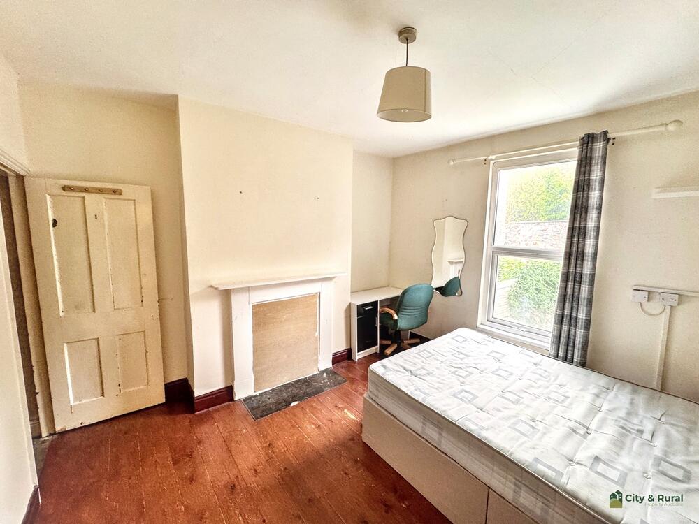 7 Southernhay Crescent property image 7