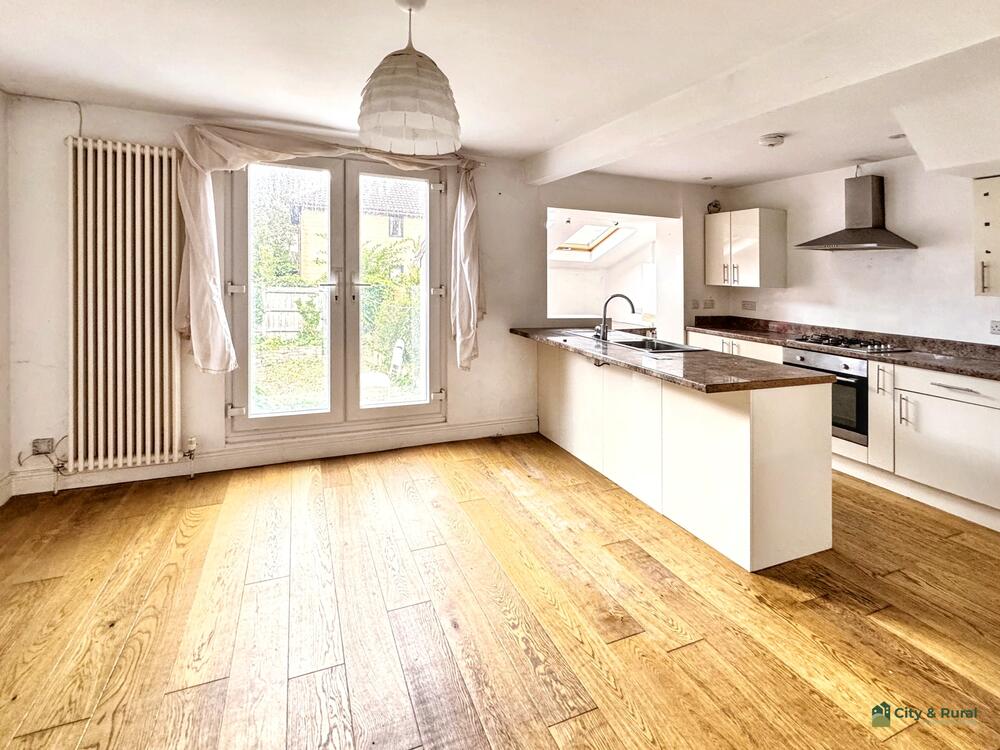 47 St. Johns Road property image 3