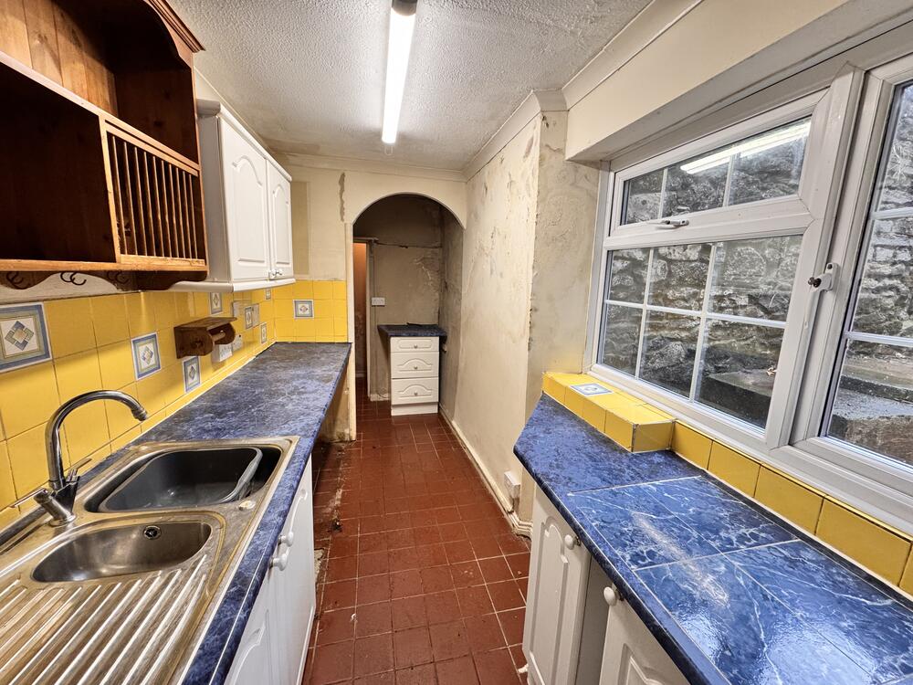 67 Portway property image 3