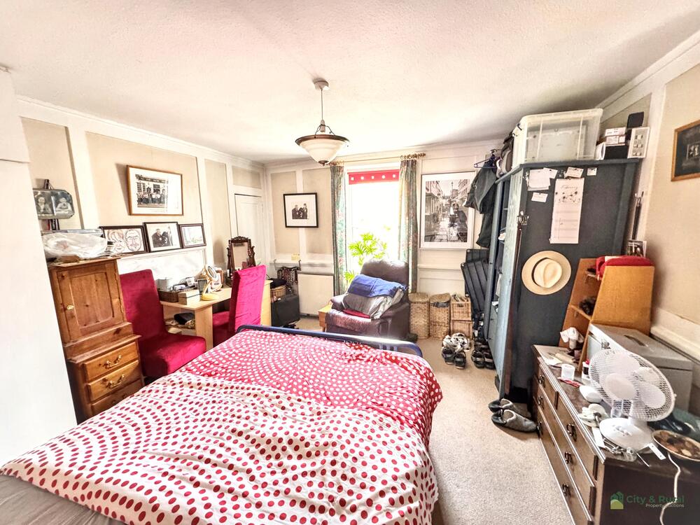 Flat 2 property image 5