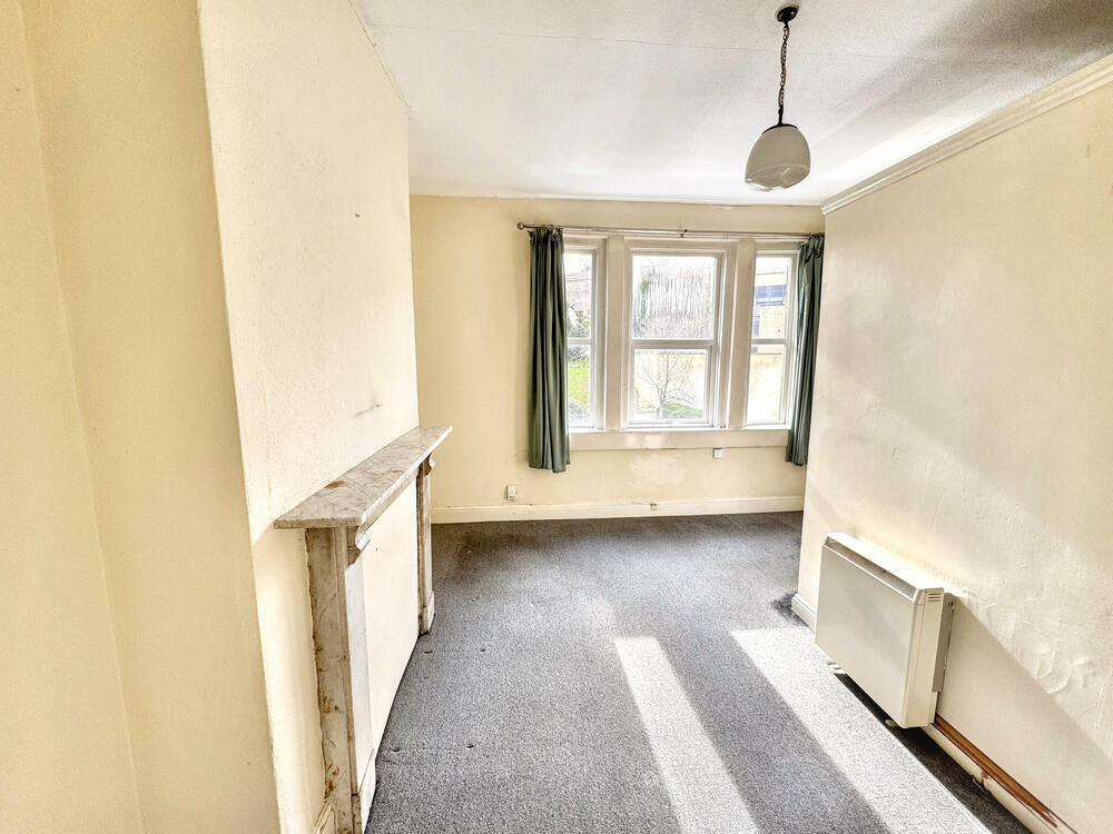 58 Lower Oldfield Park property image 9