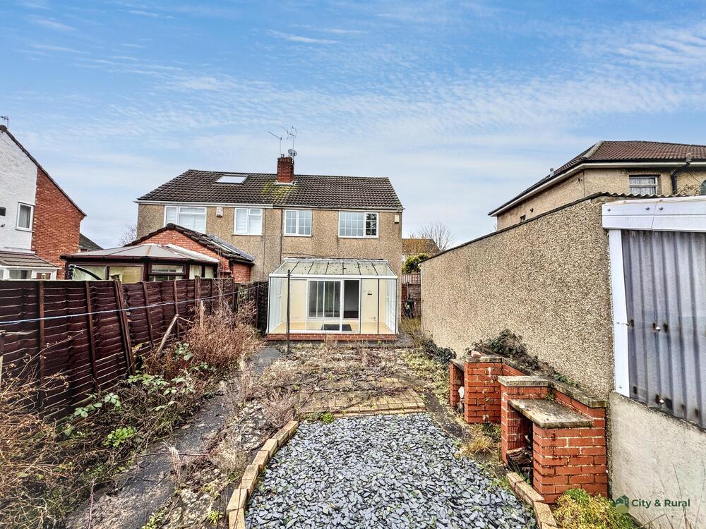 14 Crane Close property image 10