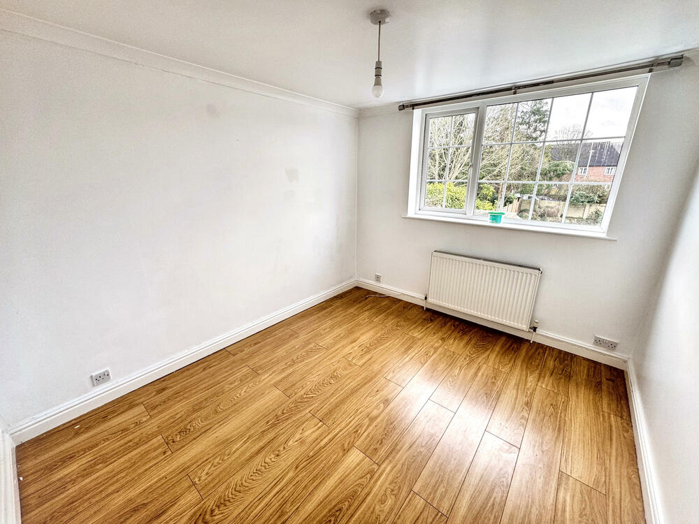 14 Crane Close property image 7