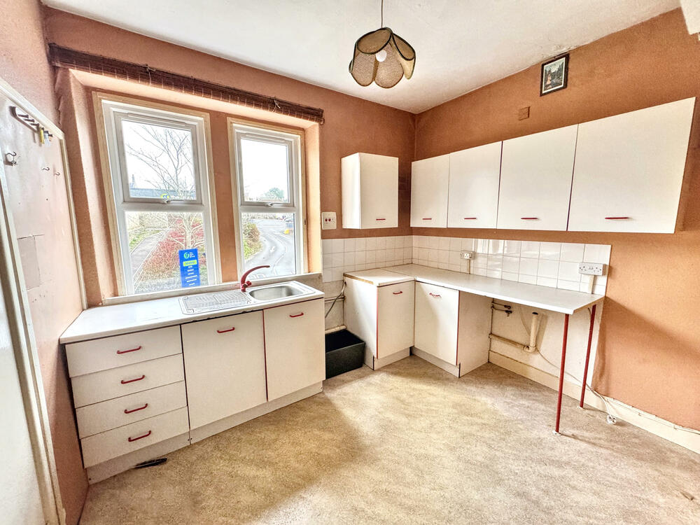 92 property image 10