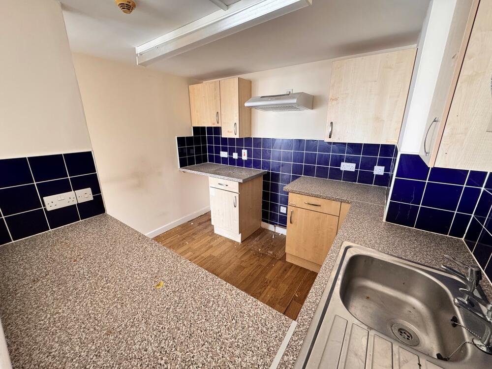 11B property image 4