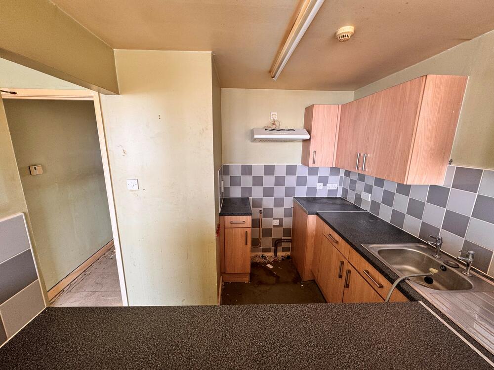 11A property image 4