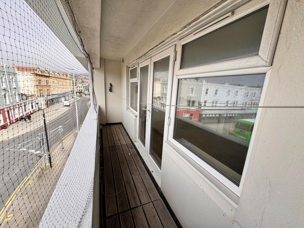 11B property image 7