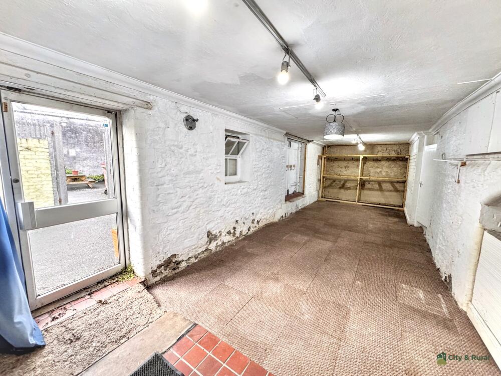 5A The Triangle property image 4