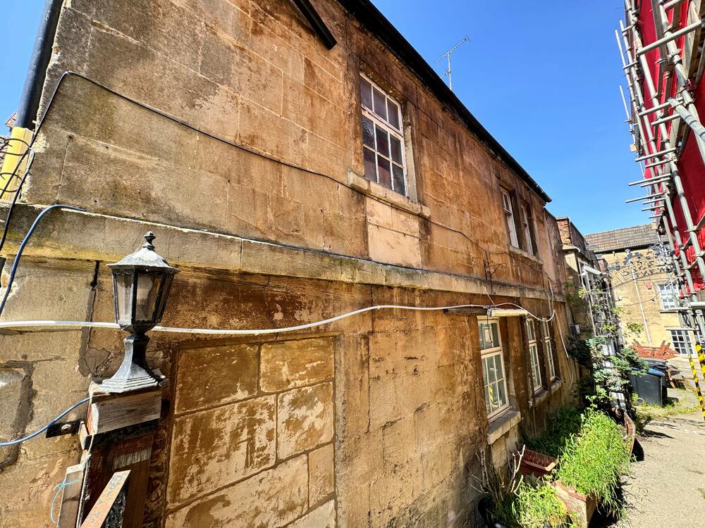 The Rose and Crown, 22 Market Place property image 2