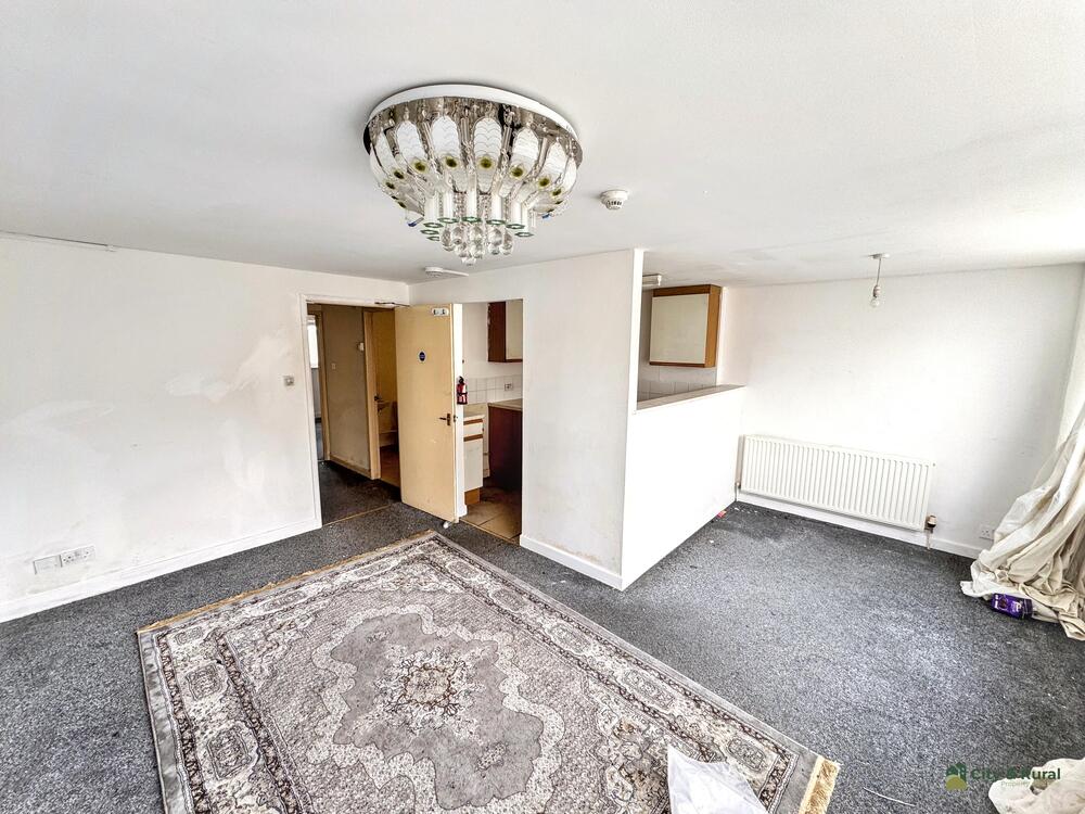 9A The Centre property image 3