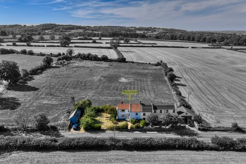 Chapel House property image 2