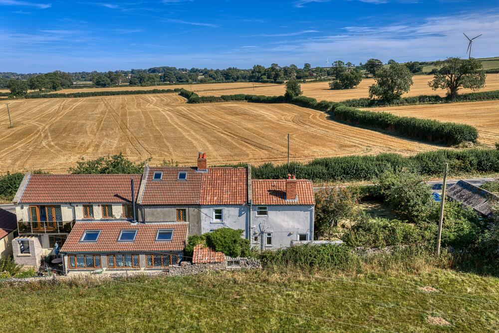Chapel House property image 3