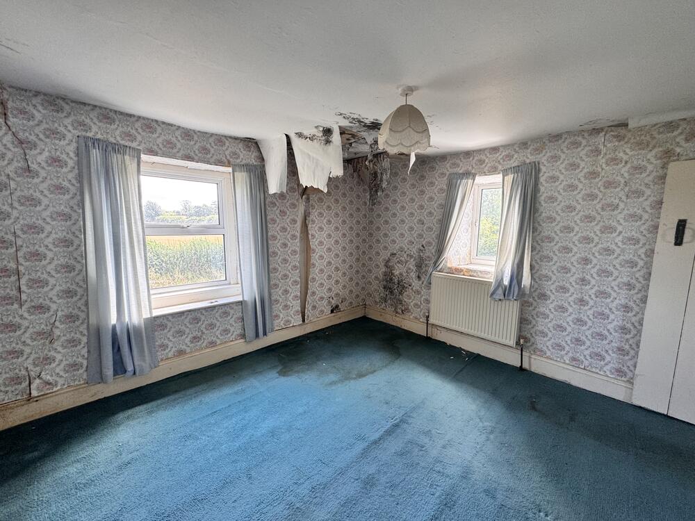 Chapel House property image 10