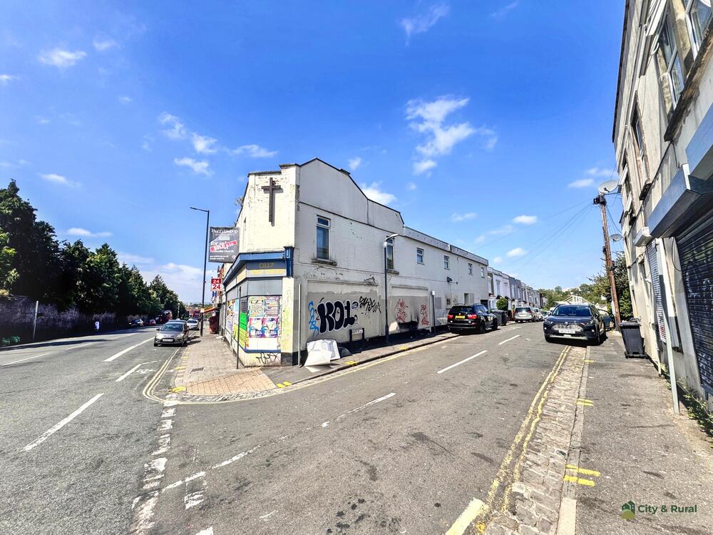 119-121 Fishponds Road property image 2